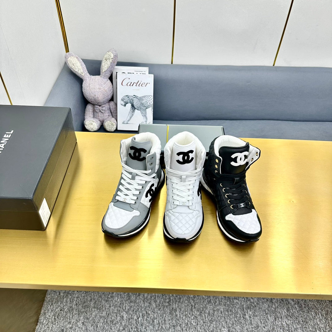 CHANEL ATHLETIC SHOES IN BLACK CALFSKIN