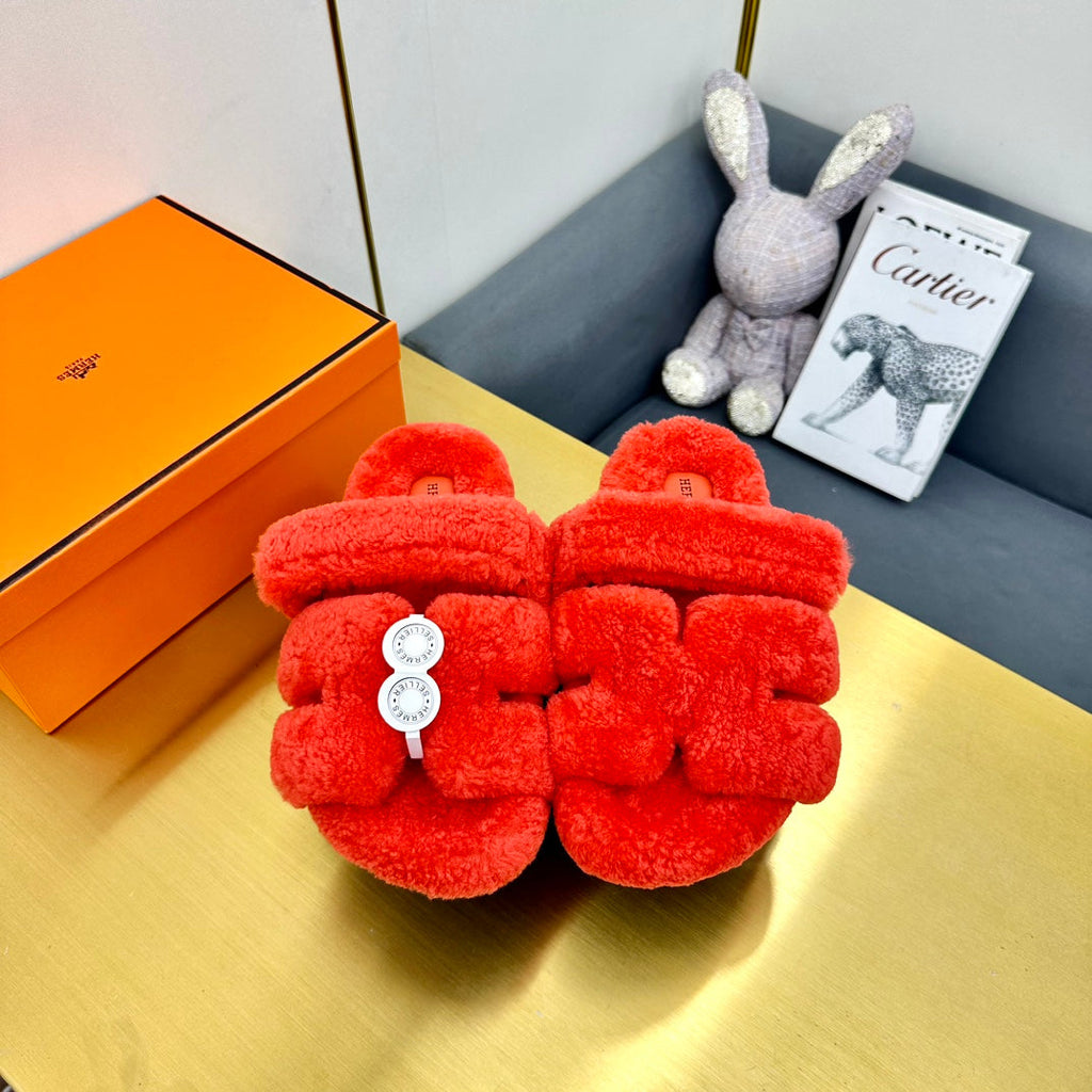HERMES CHYPRE SANDAL IN CANDY RED SHEARLING