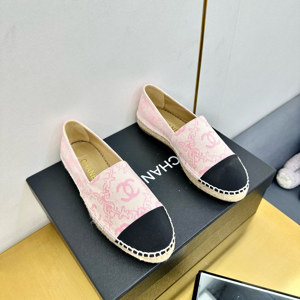 CHANEL ESPADRILLES PLATFORM IN LIGHT PINK MIX BLACK FABRIC