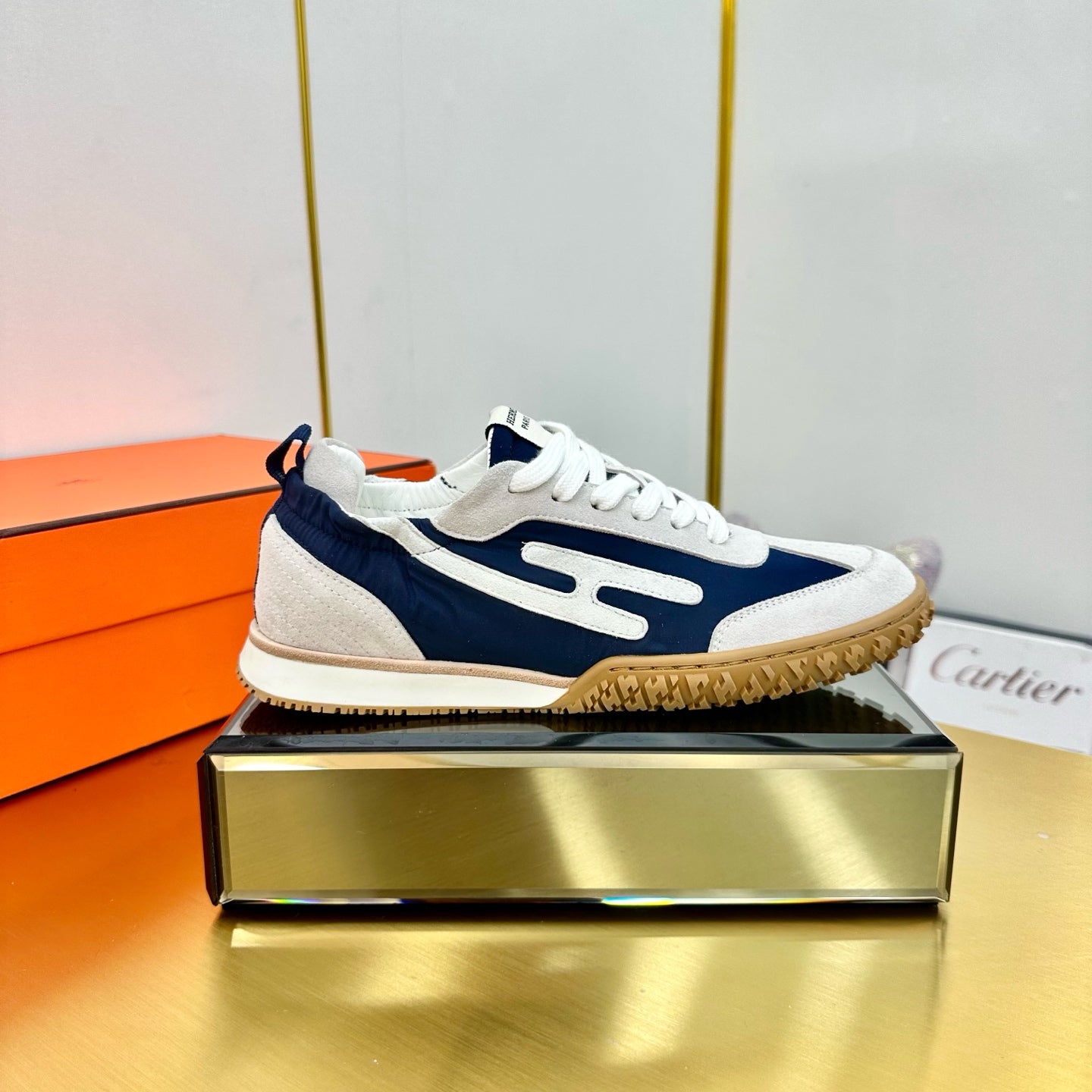 HERMES JET SNEAKER IN PALE GRAY SUEDE AND NAVY BLUE NAPPA LEATHER