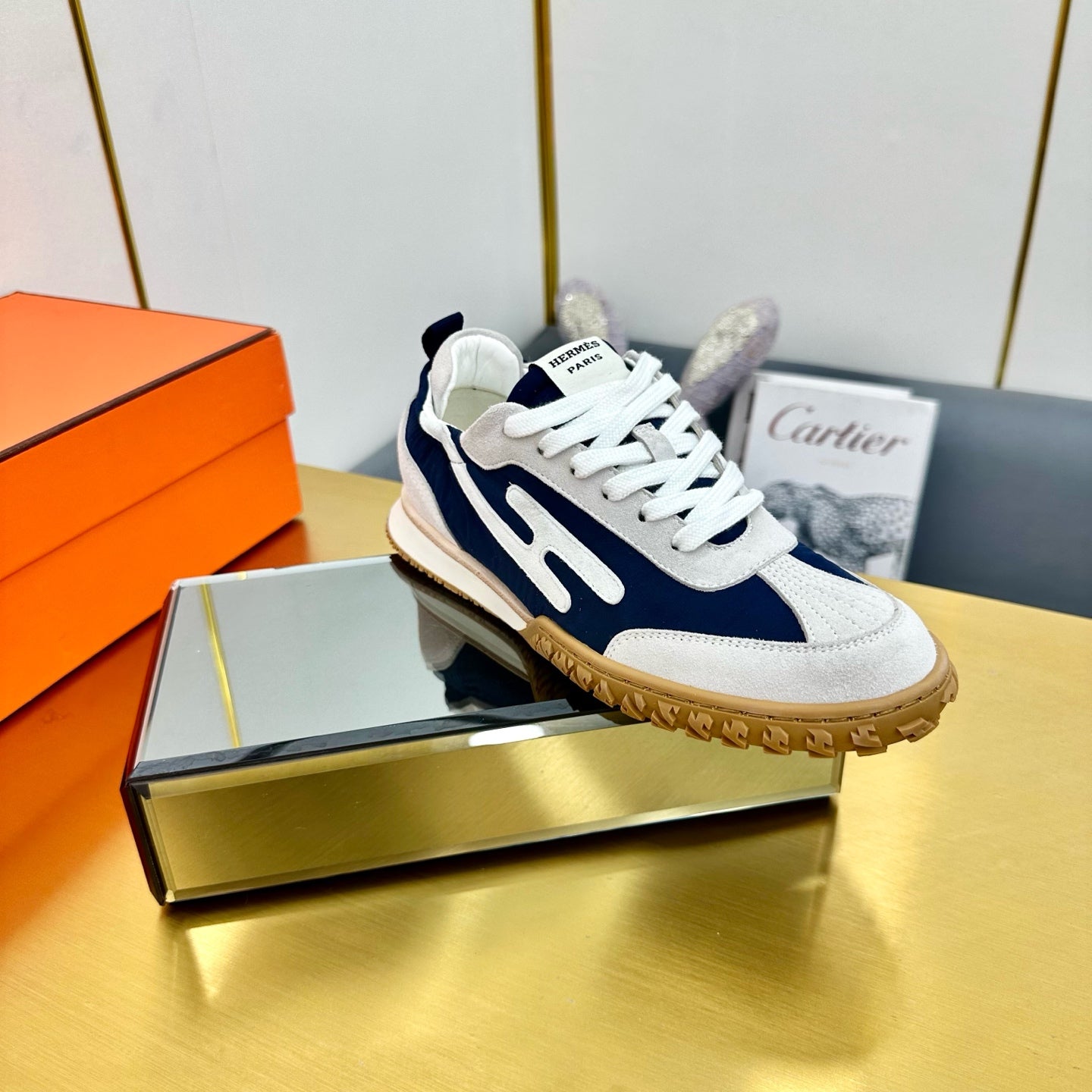 HERMES JET SNEAKER IN PALE GRAY SUEDE AND NAVY BLUE NAPPA LEATHER