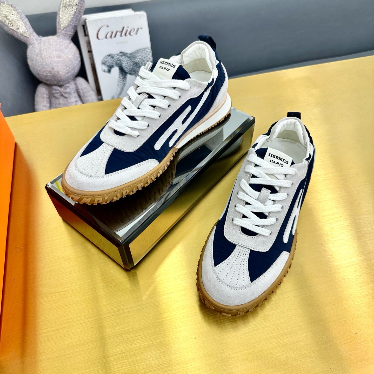 HERMES JET SNEAKER IN PALE GRAY SUEDE AND NAVY BLUE NAPPA LEATHER