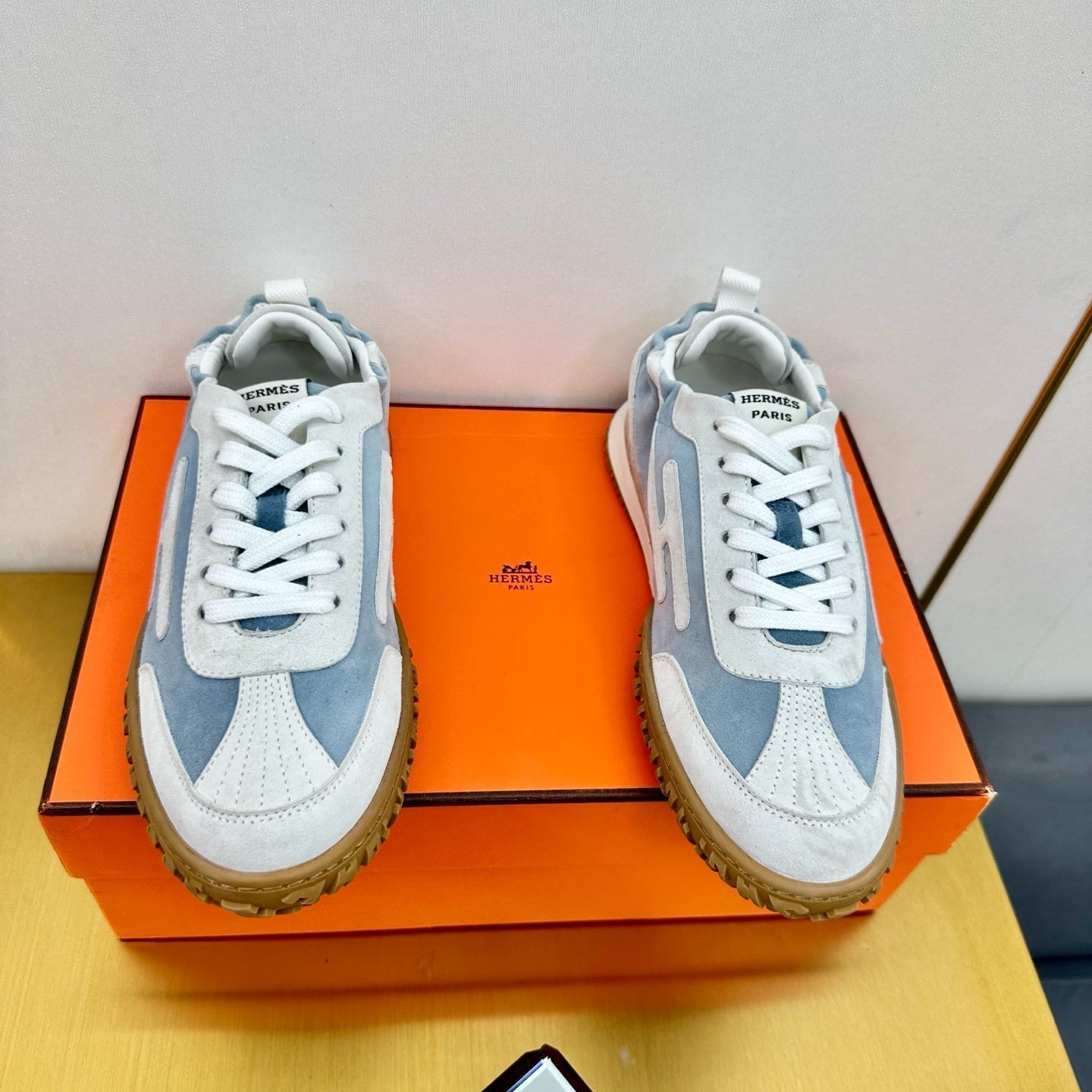 HERMES JET SNEAKER IN PALE GRAY MIX SAPPHIRE BLUE SUEDE