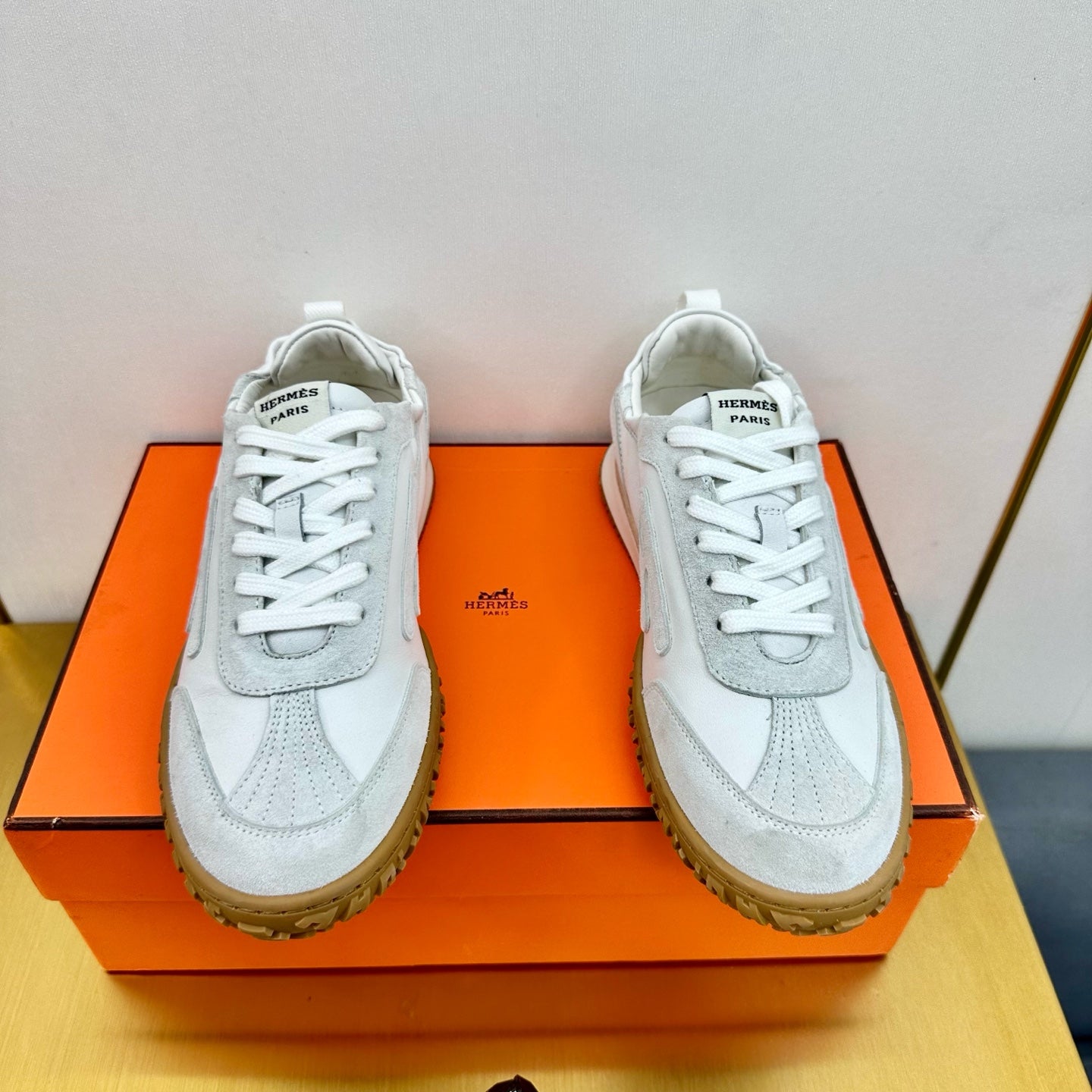 HERMES JET SNEAKER IN PALE GRAY SUEDE MIX WHITE CALFSKIN