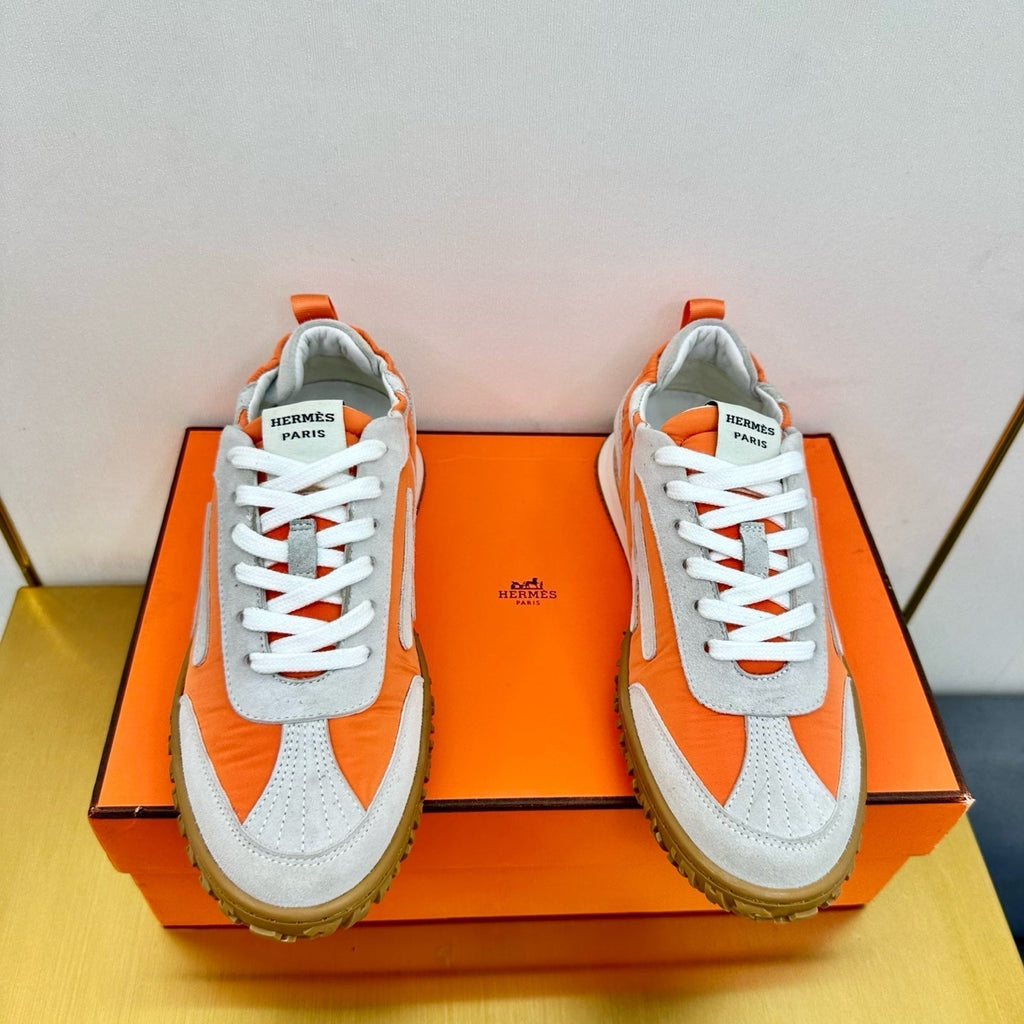 HERMES JET SNEAKER IN PALE GRAY SUEDE MIX ORANGE CALFSKIN