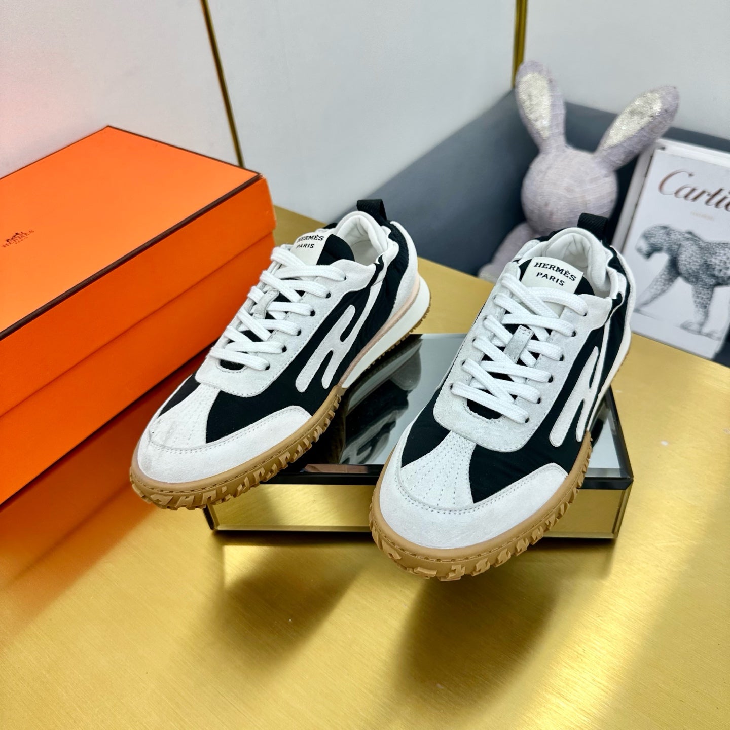 HERMES JET SNEAKER IN WHITE MIX BLACK SUEDE