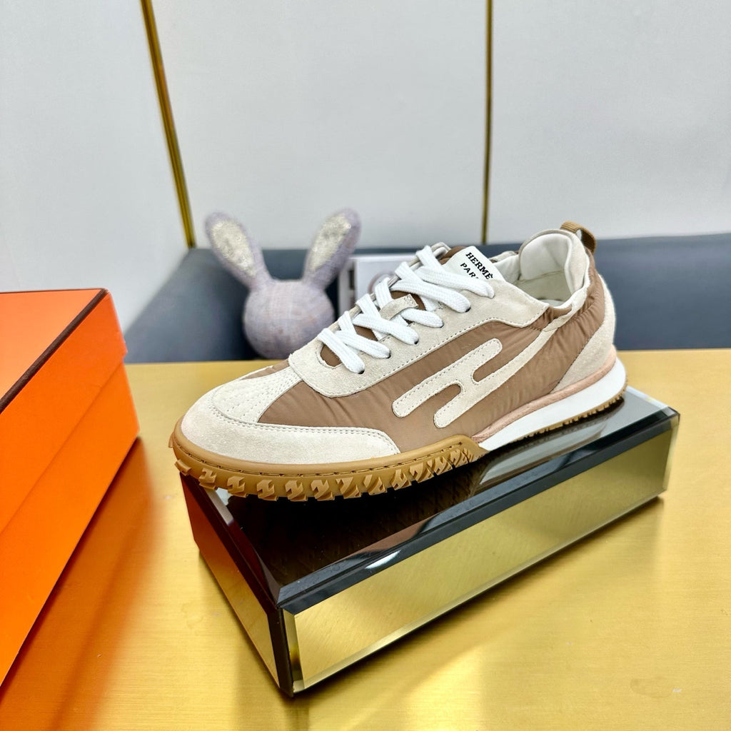 HERMES JET SNEAKER IN KHAKI MIX MEDIUM BROWN SUEDE