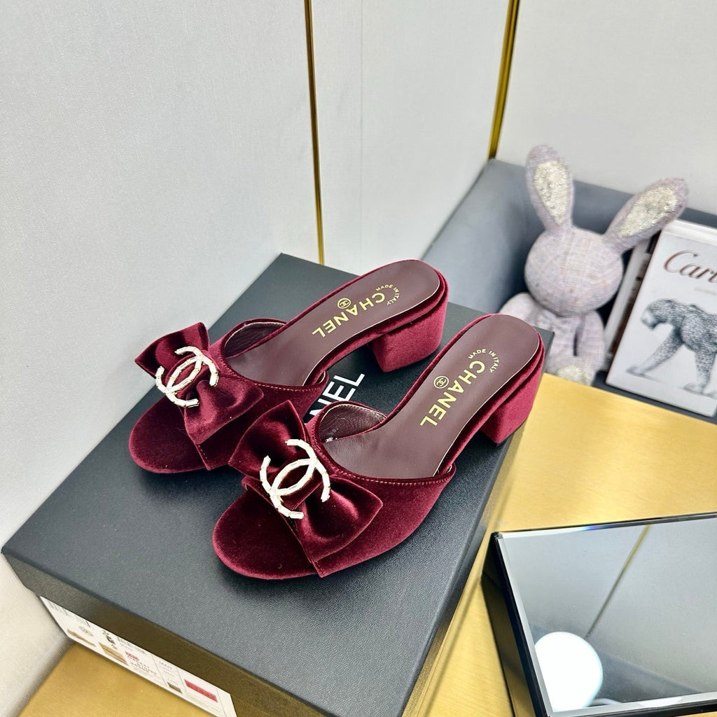CHANEL BOWKNOT RHINESTONES MID HEEL MULE IN GARNET RED VELVET