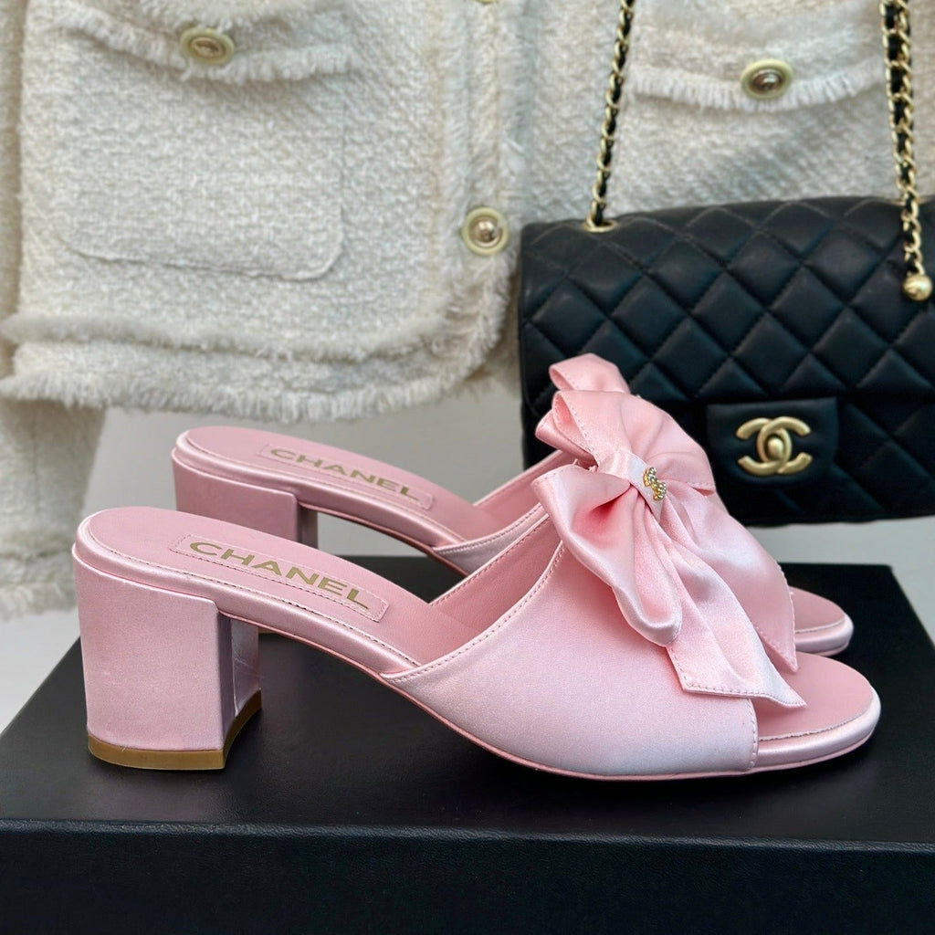 CHANEL Double  Big Bow High Heels Sheepskin Light Pink