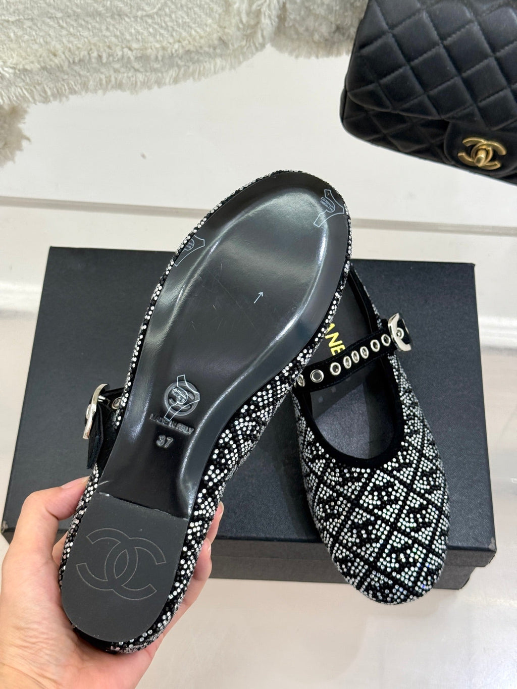 CHANEL FLAT MULES 25SS IN BLACK EMBELLISHED WITH RHINESTONES