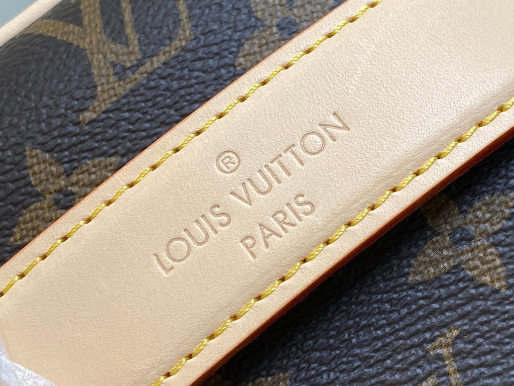 LOUIS VUITTON TOILETRY BAG 24 IN BROWN MONOGRAM CANVAS