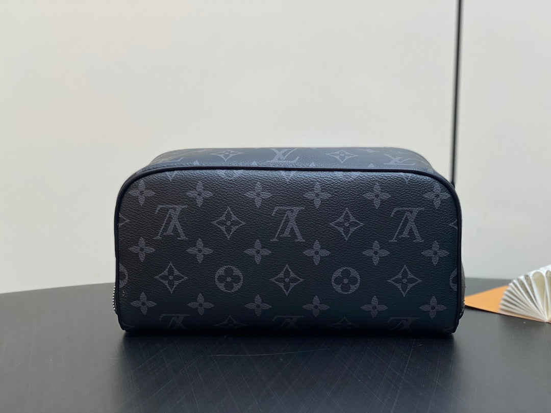 LOUIS VUITTON TOILETRY BAG 24 IN BLACK MONOGRAM ECLIPSE CANVAS