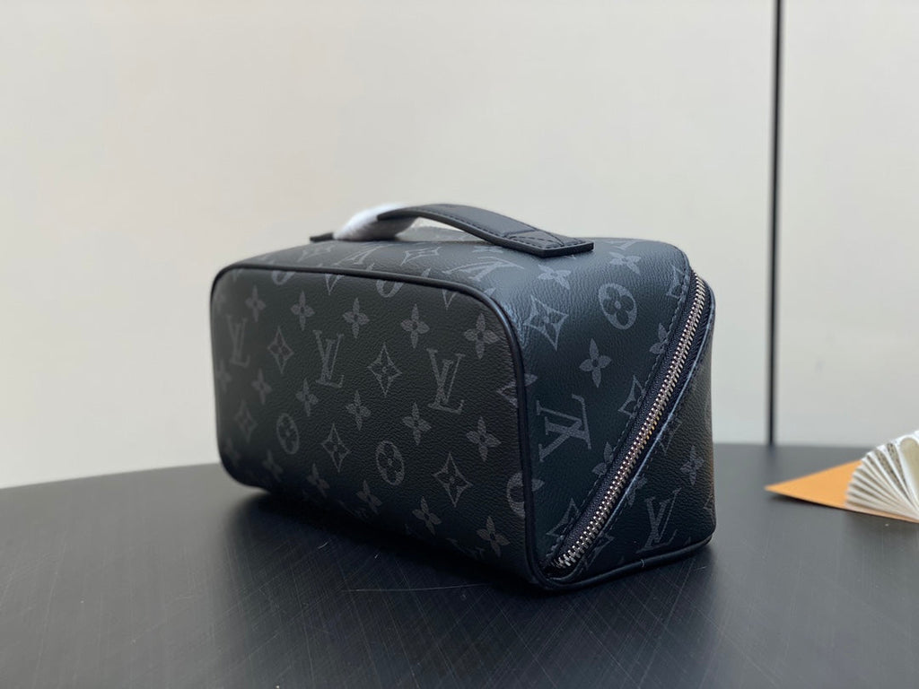 LOUIS VUITTON TOILETRY BAG 24 IN BLACK MONOGRAM ECLIPSE CANVAS