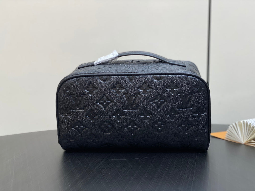 LOUIS VUITTON TOILETRY BAG 24 IN BLACK MONOGRAM EMBOSSED CALFSKIN