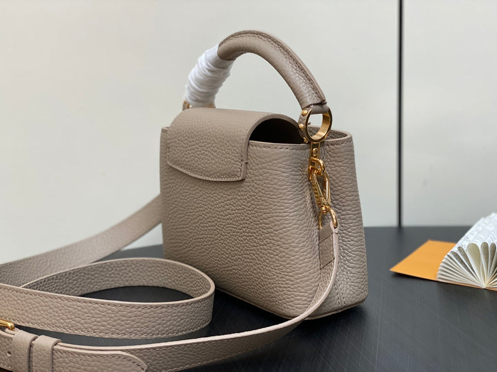 LOUIS VUITTON CAPUCINES MINI 21 IN KHAKI BROWN TAURILLON