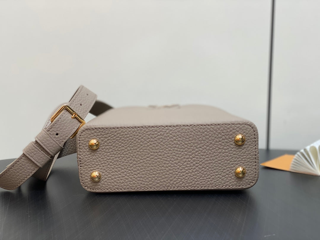 LOUIS VUITTON CAPUCINES MINI 21 IN KHAKI BROWN TAURILLON