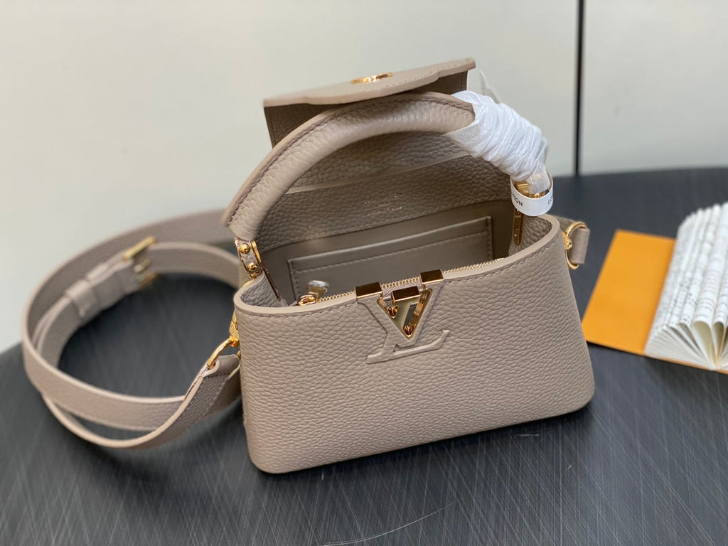 LOUIS VUITTON CAPUCINES MINI 21 IN KHAKI BROWN TAURILLON