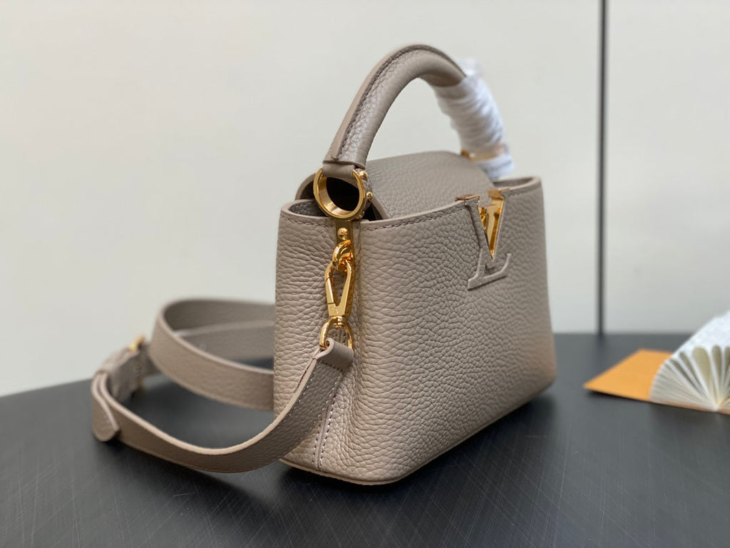 LOUIS VUITTON CAPUCINES MINI 21 IN KHAKI BROWN TAURILLON