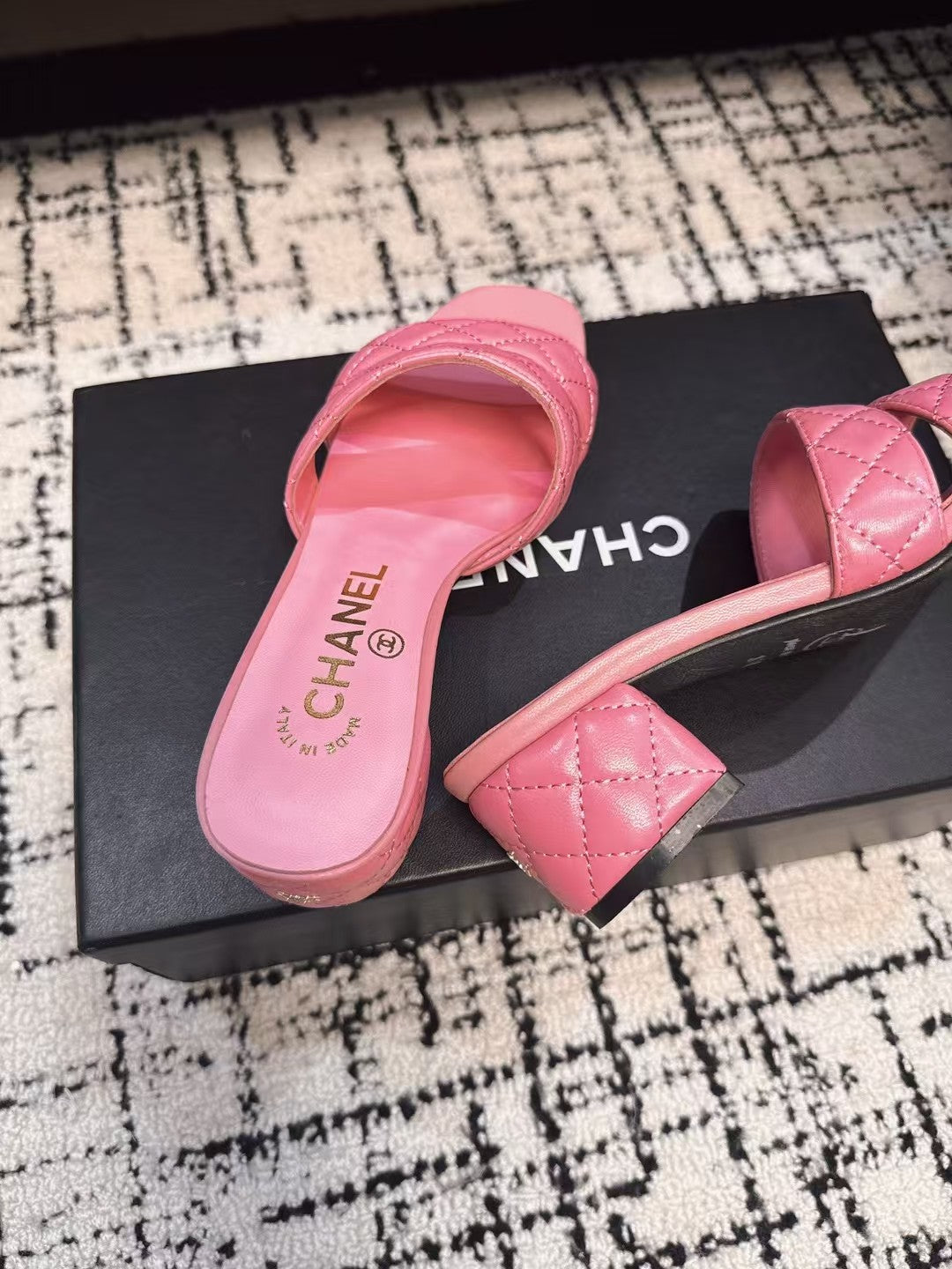 CHANEL MID HEEL MULES IN BRIGHT PINK SHEEPSKIN