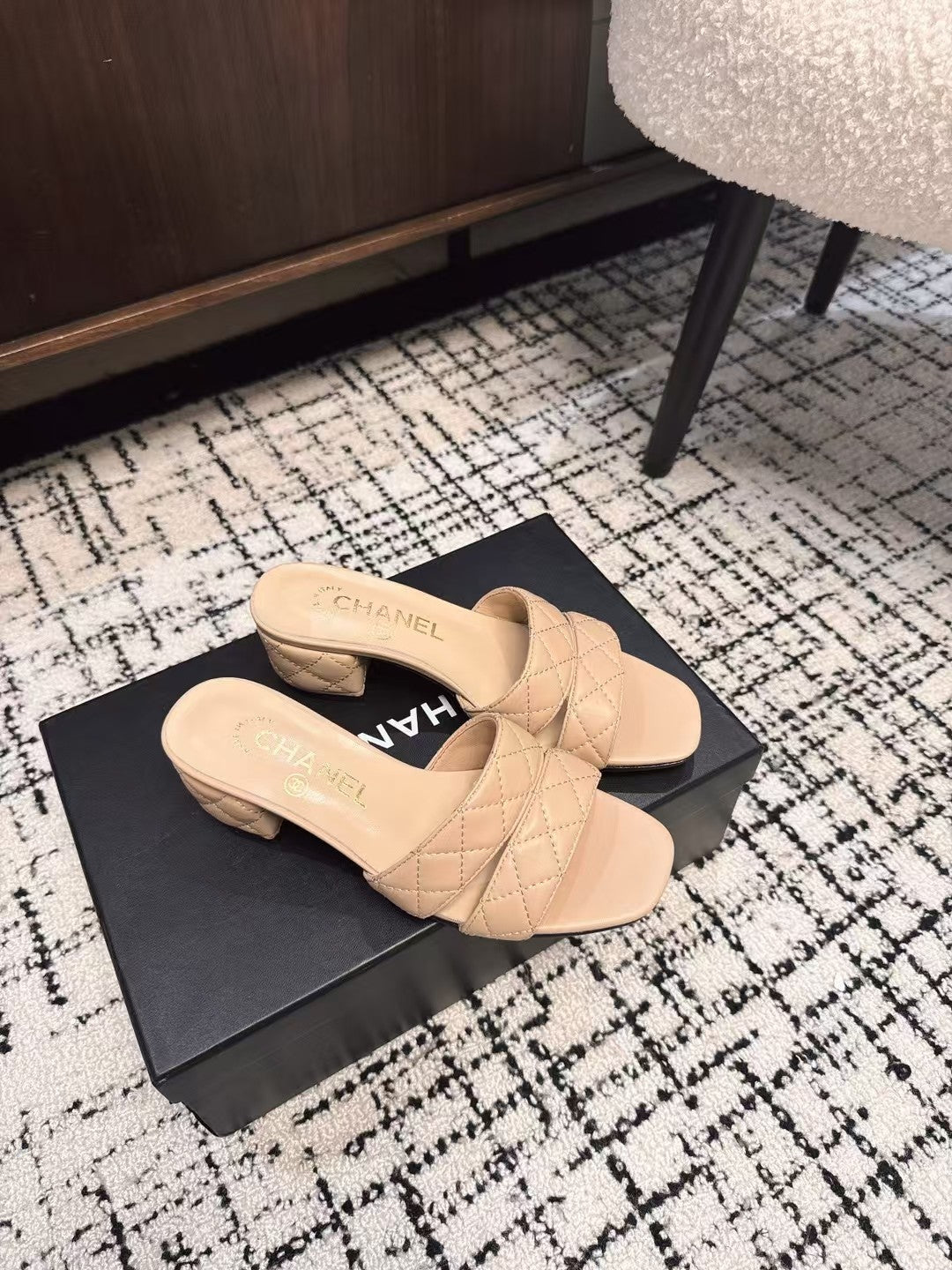 CHANEL MID HEEL MULES IN MACAROON BEIGE SHEEPSKIN