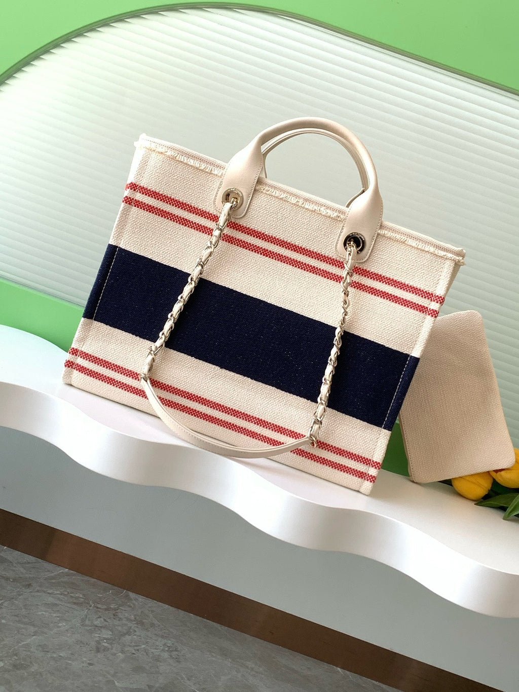 CHANEL SHOPPING BAG 38 IN WHITE RED AND NAVY BLUE CANVAS