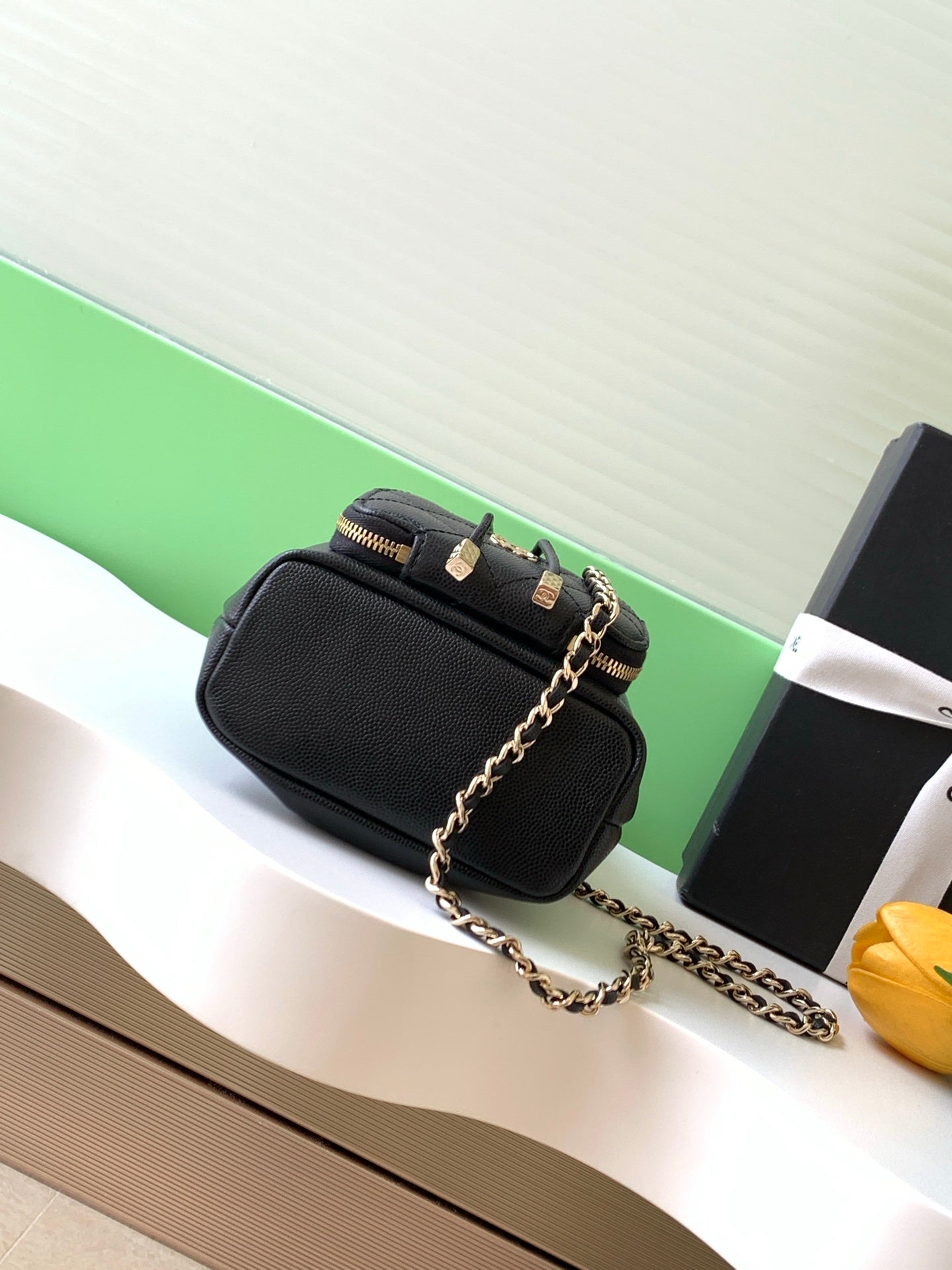 CHANEL 25S MINI BUCKET BAG 12 IN BLACK CALFSKIN GOLD HARDWARE