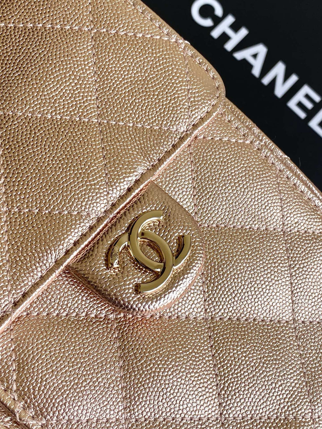 CHANEL 25S HOBO BAG 30 IN ROSE METALLIC CAVIAR