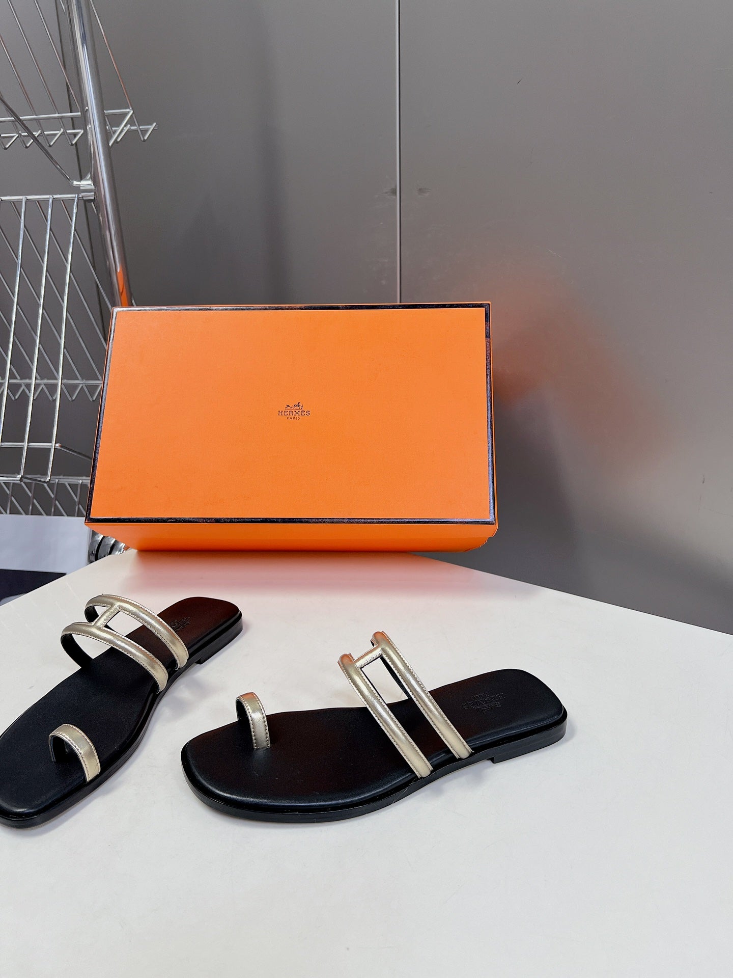 HERMES Georgia Sandals Gold Black Calfskin