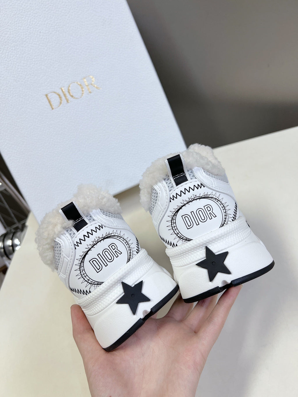 DIOR CHRONO SNEAKER 25S IN WHITE LAMBSKIN AND MESH FABRIC