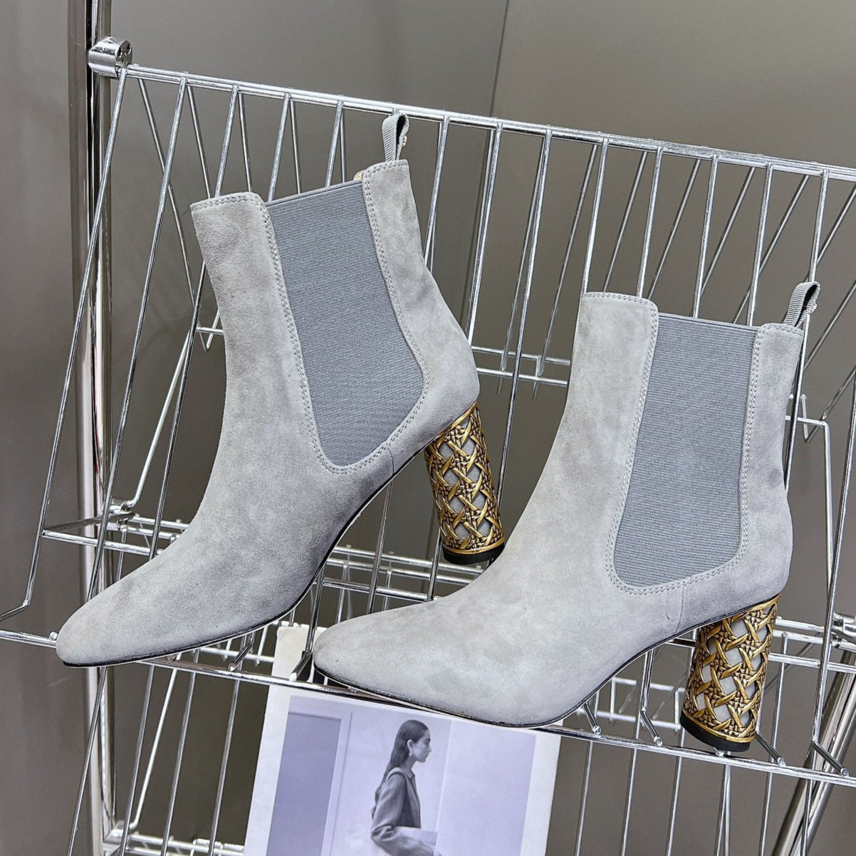 DIOR ICON HEELED ANKLE BOOT COOL GRAY SUEDE 8 CM