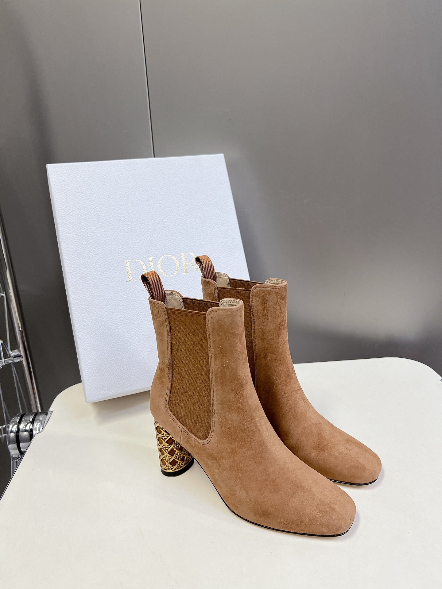 DIOR ICON HEELED ANKLE BOOT CIDER BROWN SUEDE 8 CM