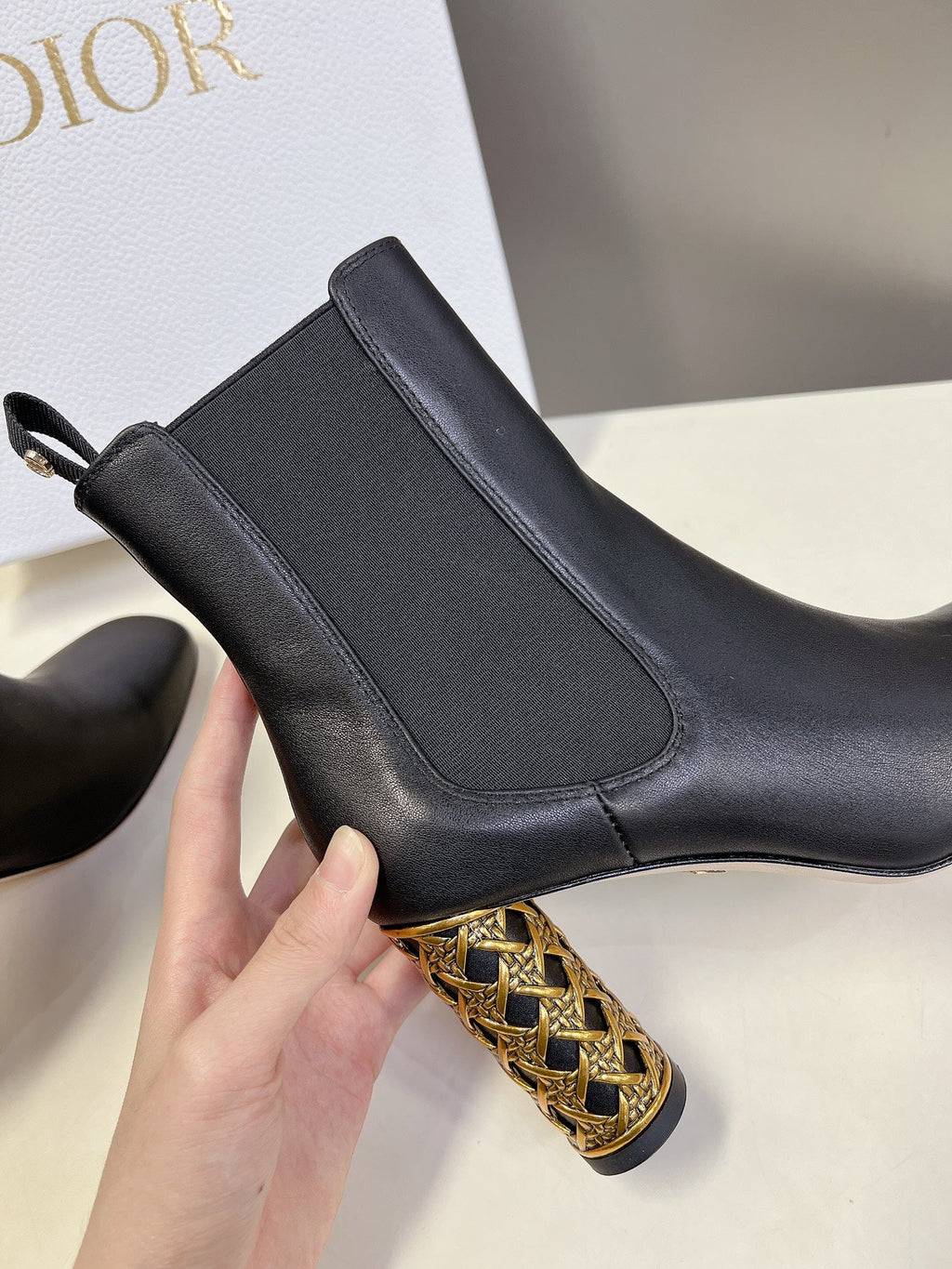 DIOR ICON HEELED ANKLE BOOT BLACK CALFSKIN 8 CM