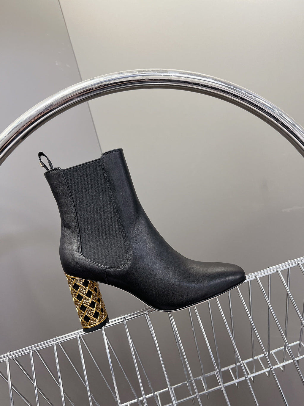 DIOR ICON HEELED ANKLE BOOT BLACK CALFSKIN 8 CM