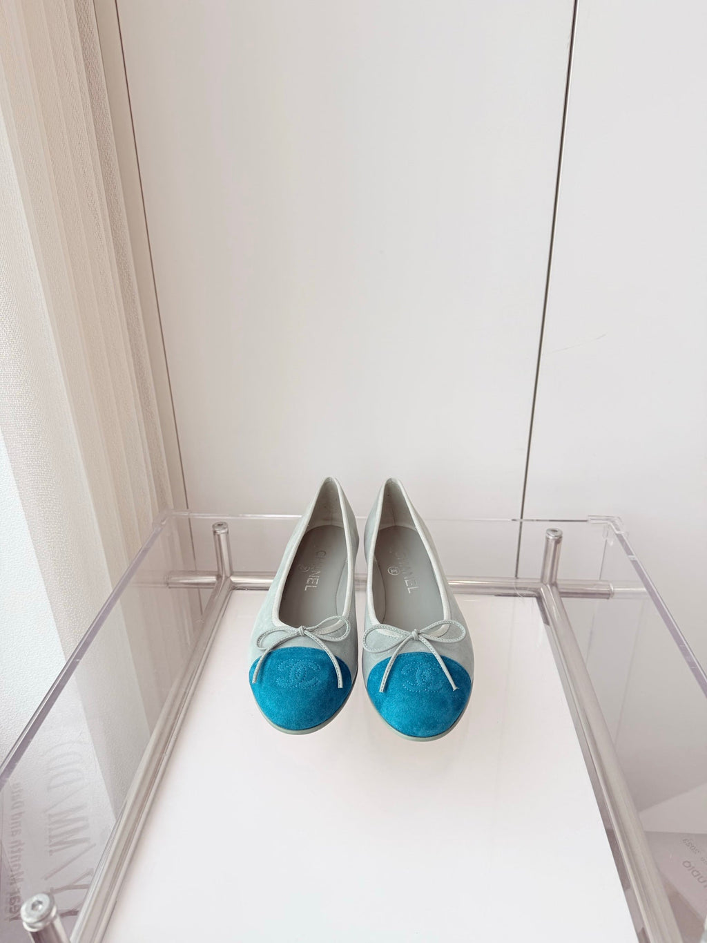 CHANEL BALLET FLAT IN CERULEAN BLUE MIX PEARL GRAY SUEDE