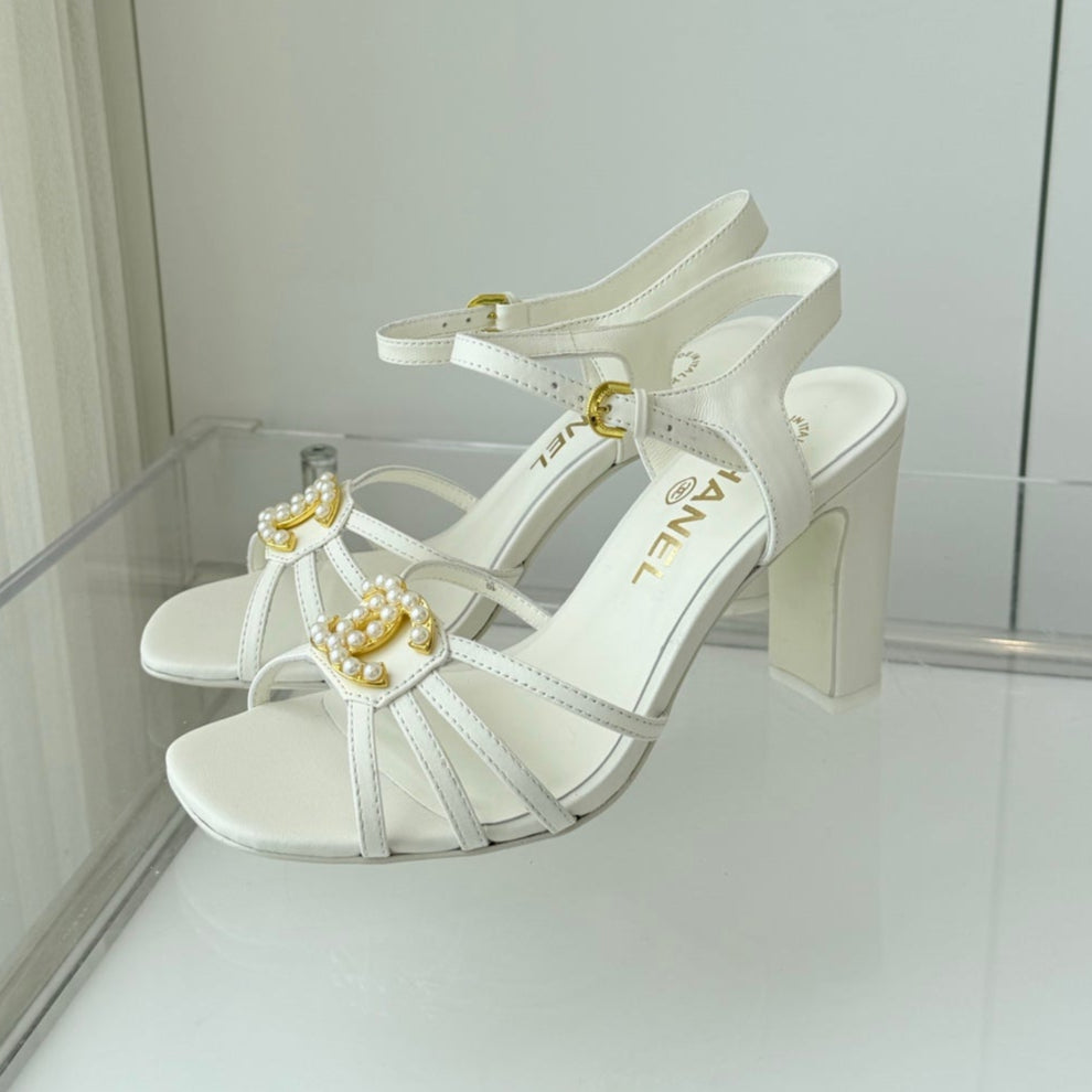 CHANEL HIGH HEEL SANDALS 85 MM IN WHITE LAMBSKIN