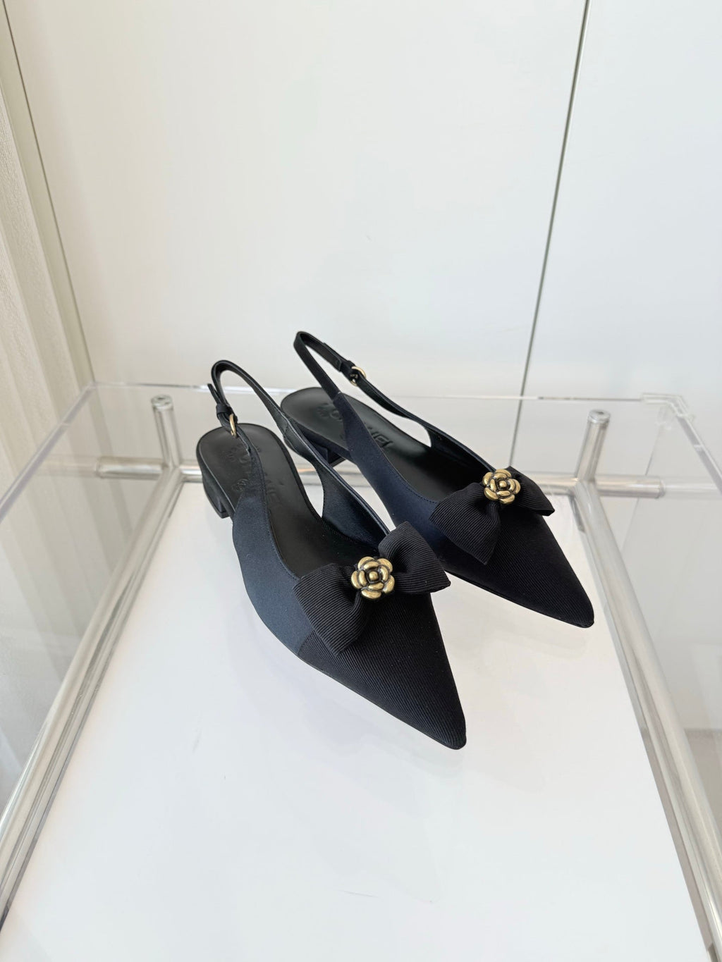 CHANEL SLINGBACKS 18 MM IN BLACK CALFSKIN MIX CANVAS
