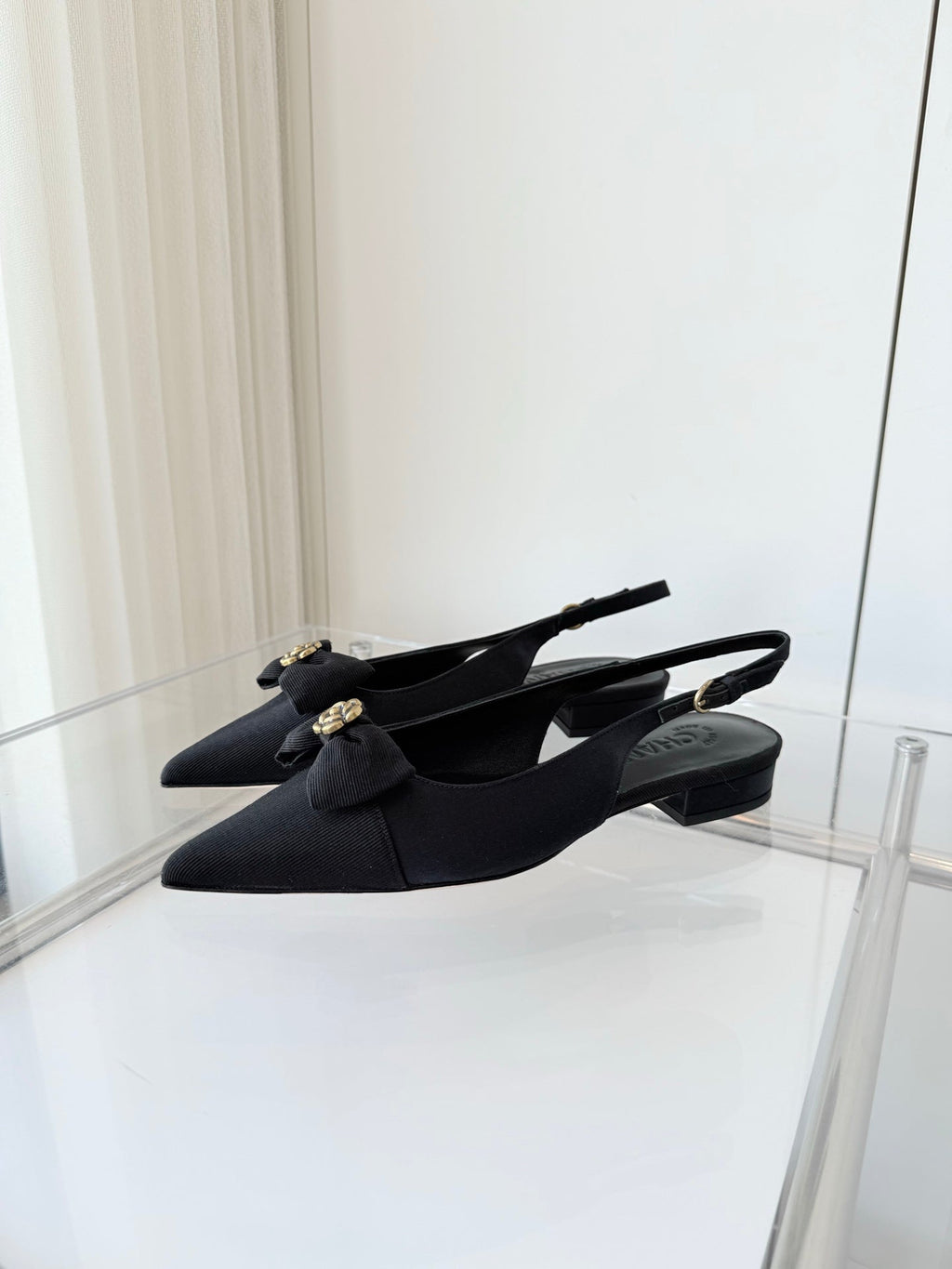 CHANEL SLINGBACKS 18 MM IN BLACK CALFSKIN MIX CANVAS
