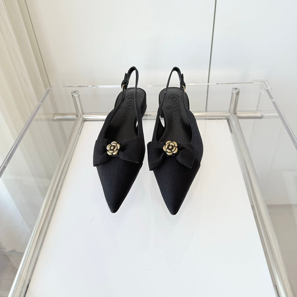 CHANEL SLINGBACKS 18 MM IN BLACK CALFSKIN MIX CANVAS