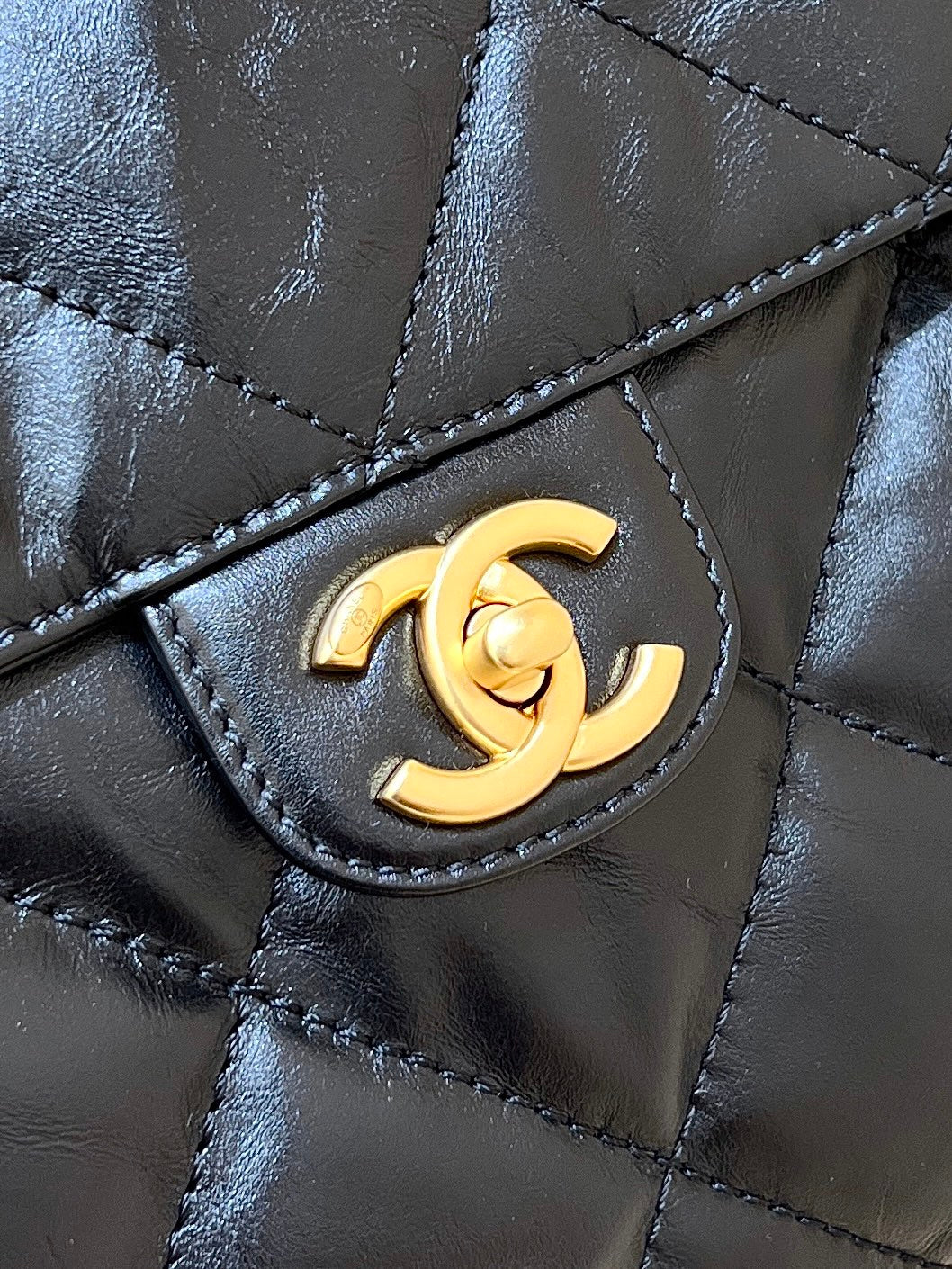 CHANEL BOWLING BAG 44 IN BLACK SOFT LAMBSKIN GOLD HARDWARE