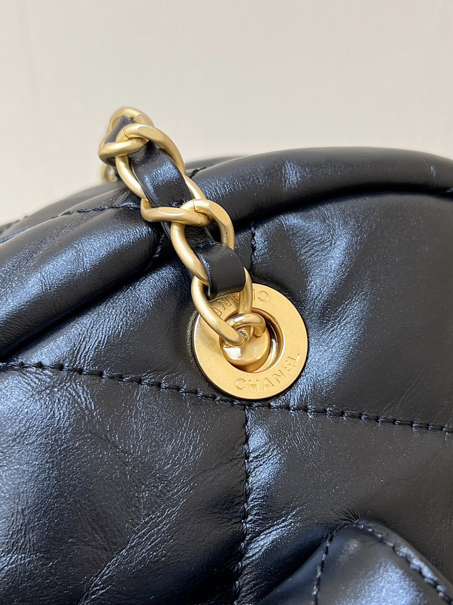 CHANEL BOWLING BAG 44 IN BLACK SOFT LAMBSKIN GOLD HARDWARE