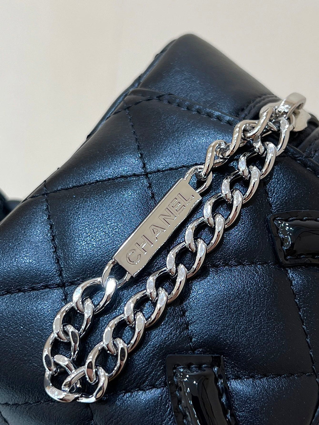 CHANEL 25S  CAMBON BOSTON BAG 21 IN BLACK CALFSKIN SILVER HARDWARE