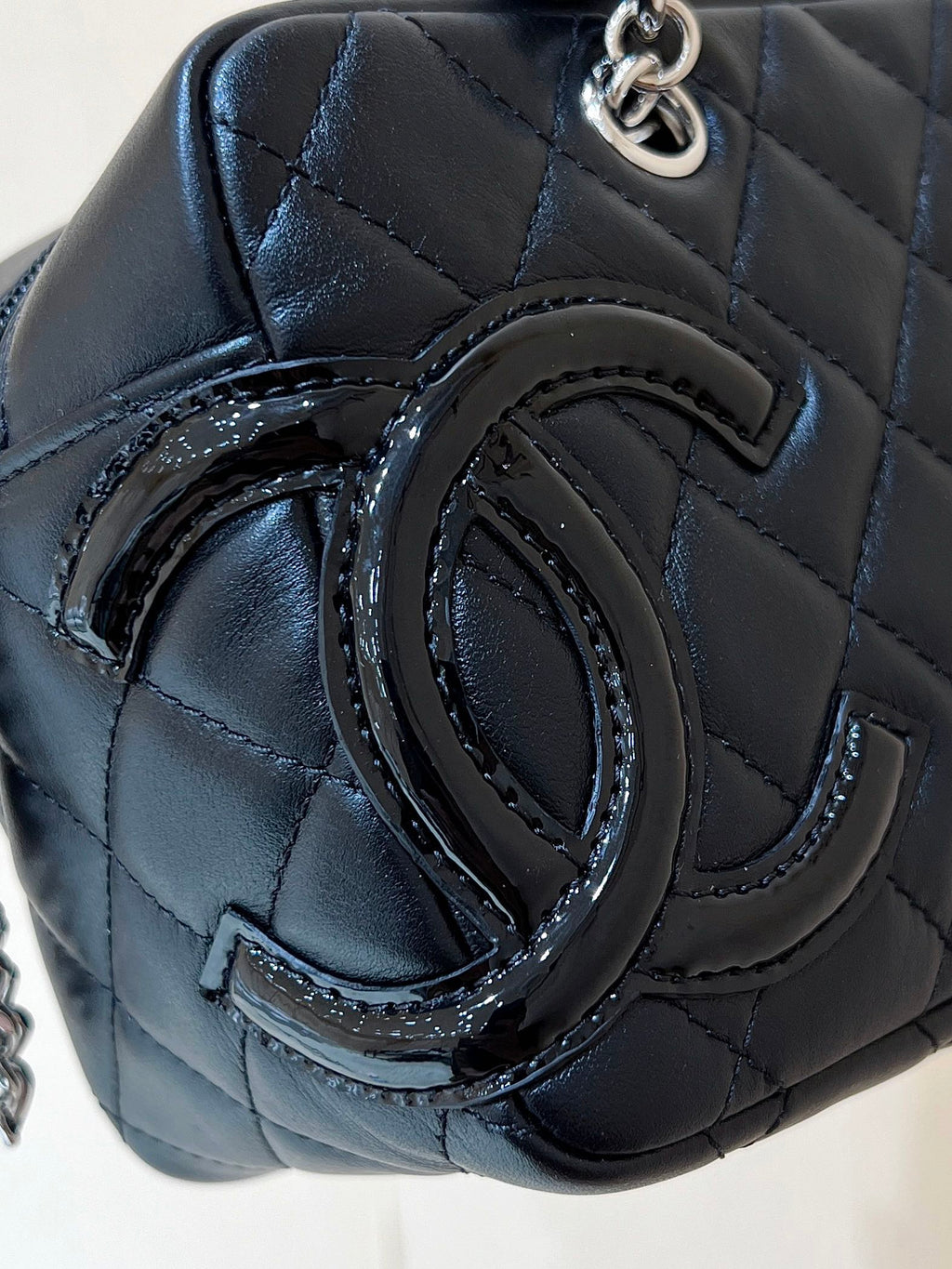 CHANEL 25S  CAMBON BOSTON BAG 21 IN BLACK CALFSKIN SILVER HARDWARE