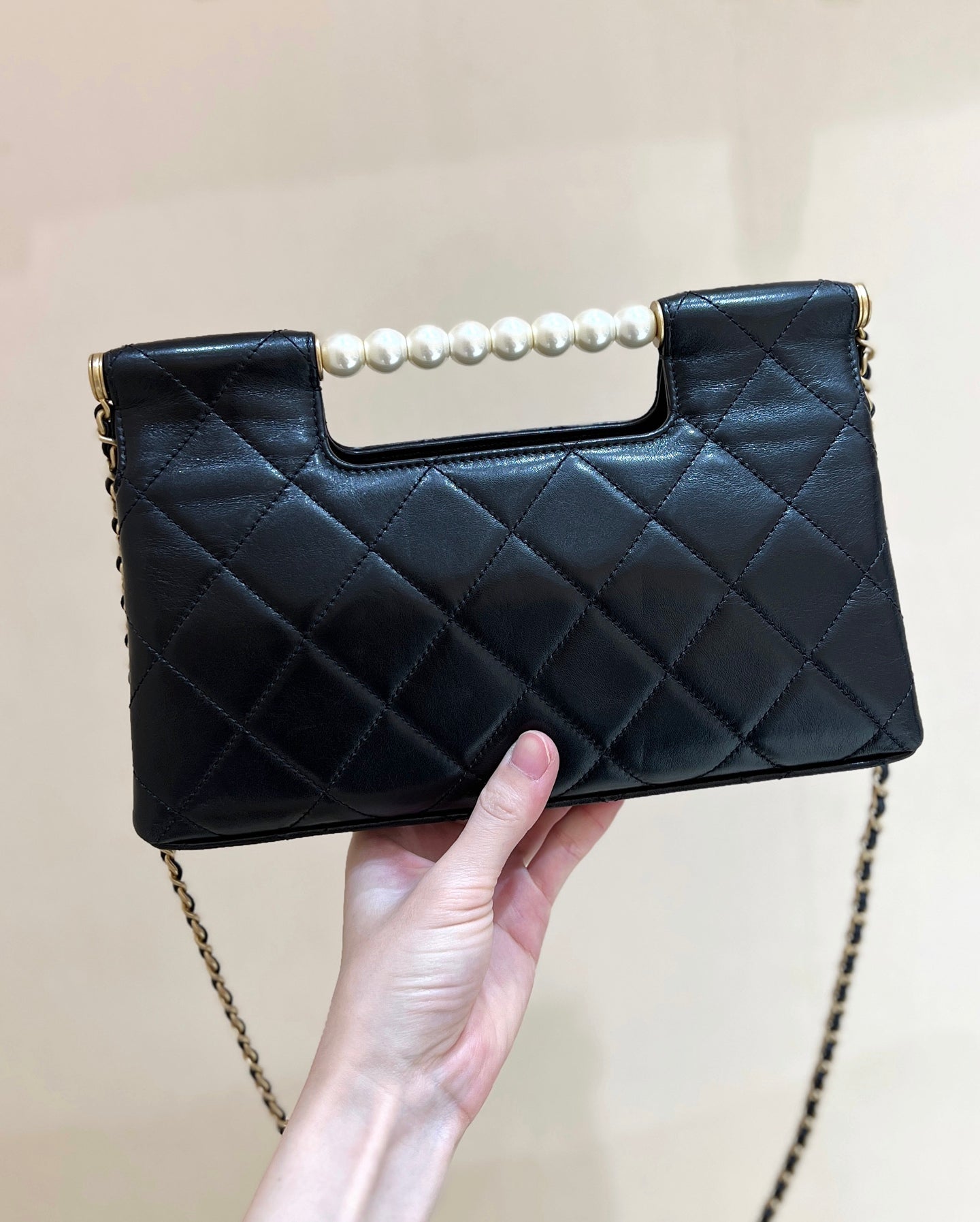 CHANEL PEARL TOP HANDLE BAG 25 IN BLACK LAMBSKIN GOLD HARDWARE