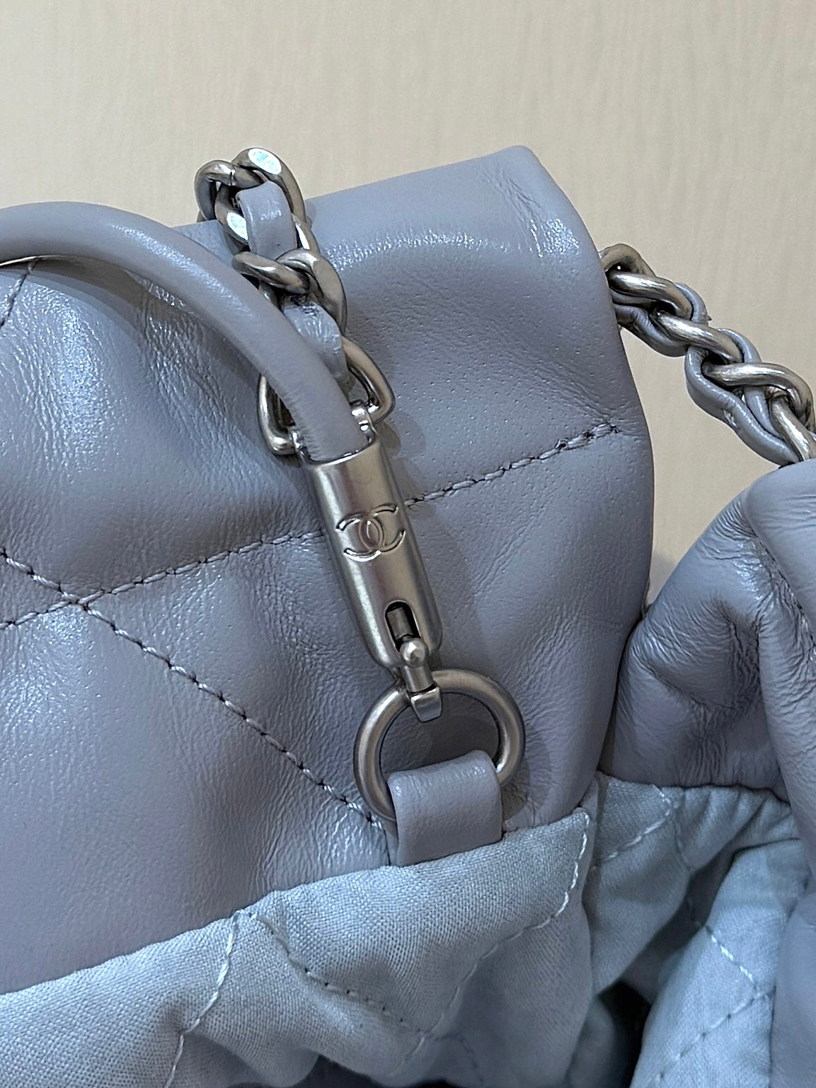 CHANEL 25S  HOBO MINI BAG 20 IN GREY LAMBSKIN