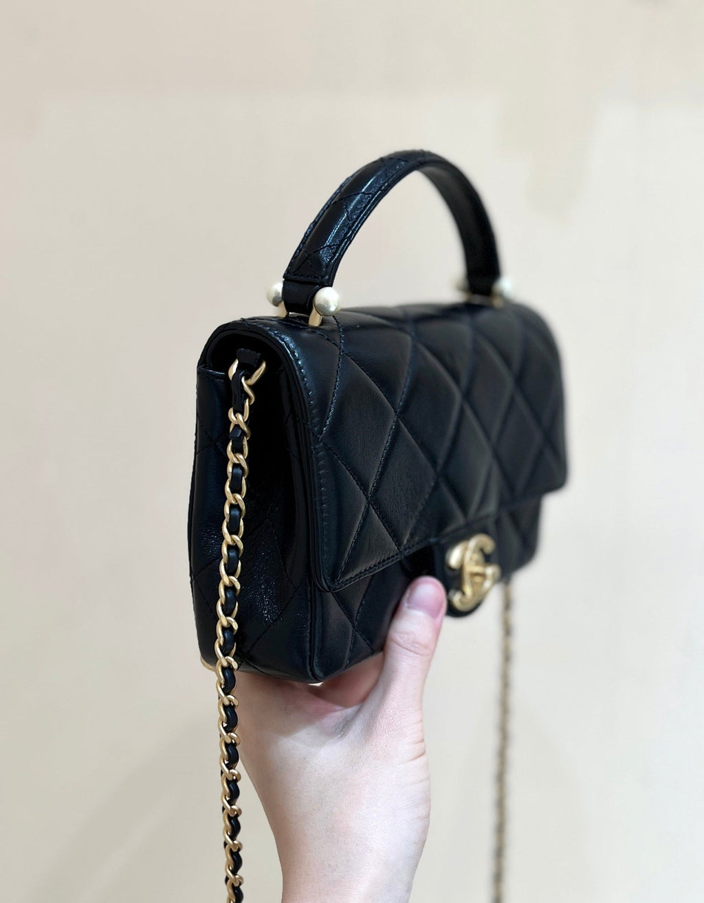 CHANEL PEARL LIMITED EDITION FLAP BAG WITH HANDLE 20 IN BLACK LAMBSKIN