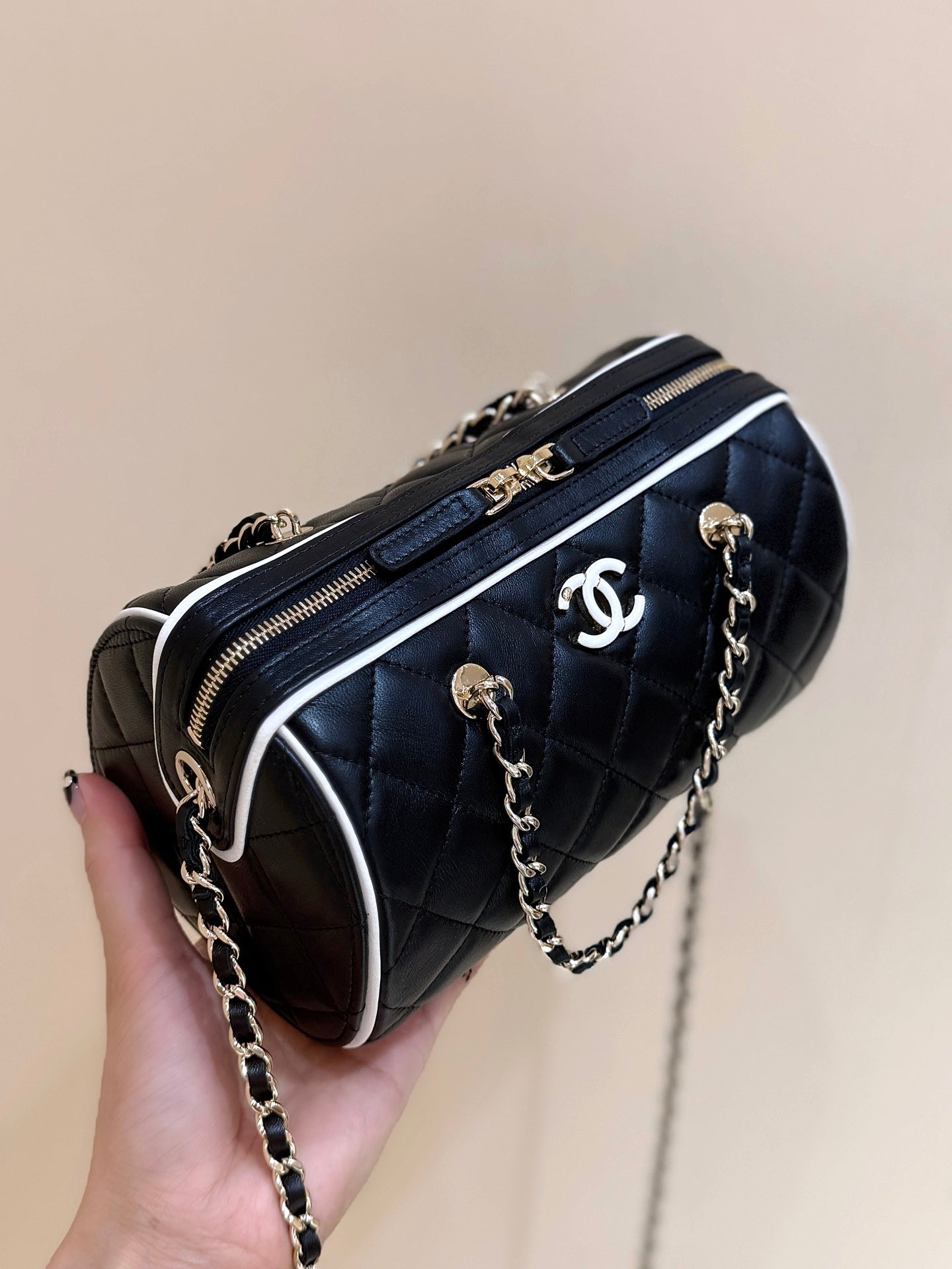 CHANEL MEITO BOSTON MATELASSE CAVIAR SHOULDER HANDBAG 18 IN BLACK LAMBSKIN