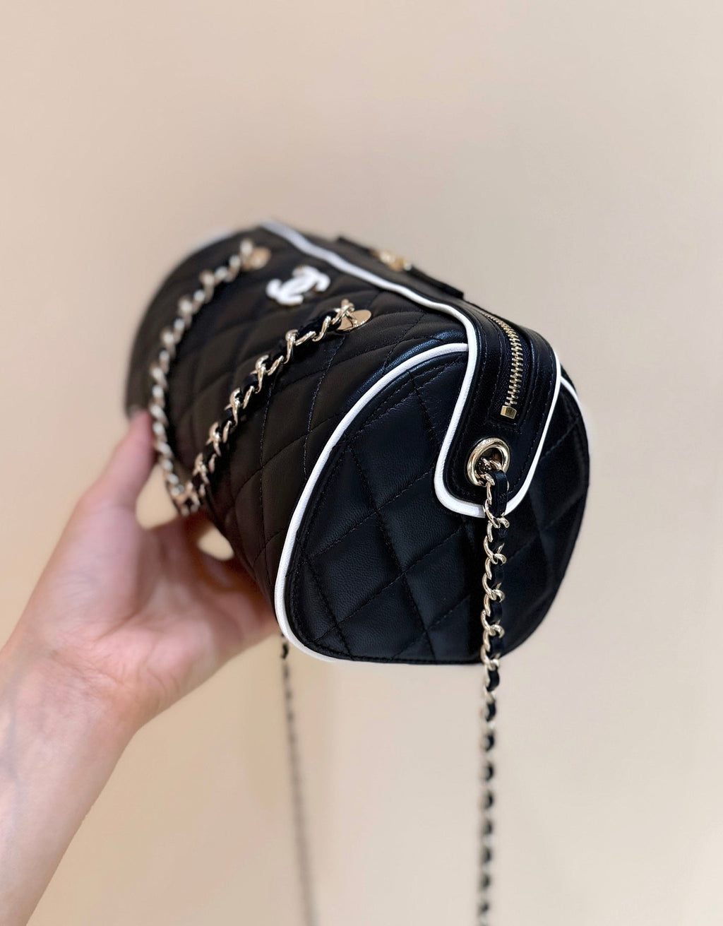 CHANEL MEITO BOSTON MATELASSE CAVIAR SHOULDER HANDBAG 18 IN BLACK LAMBSKIN