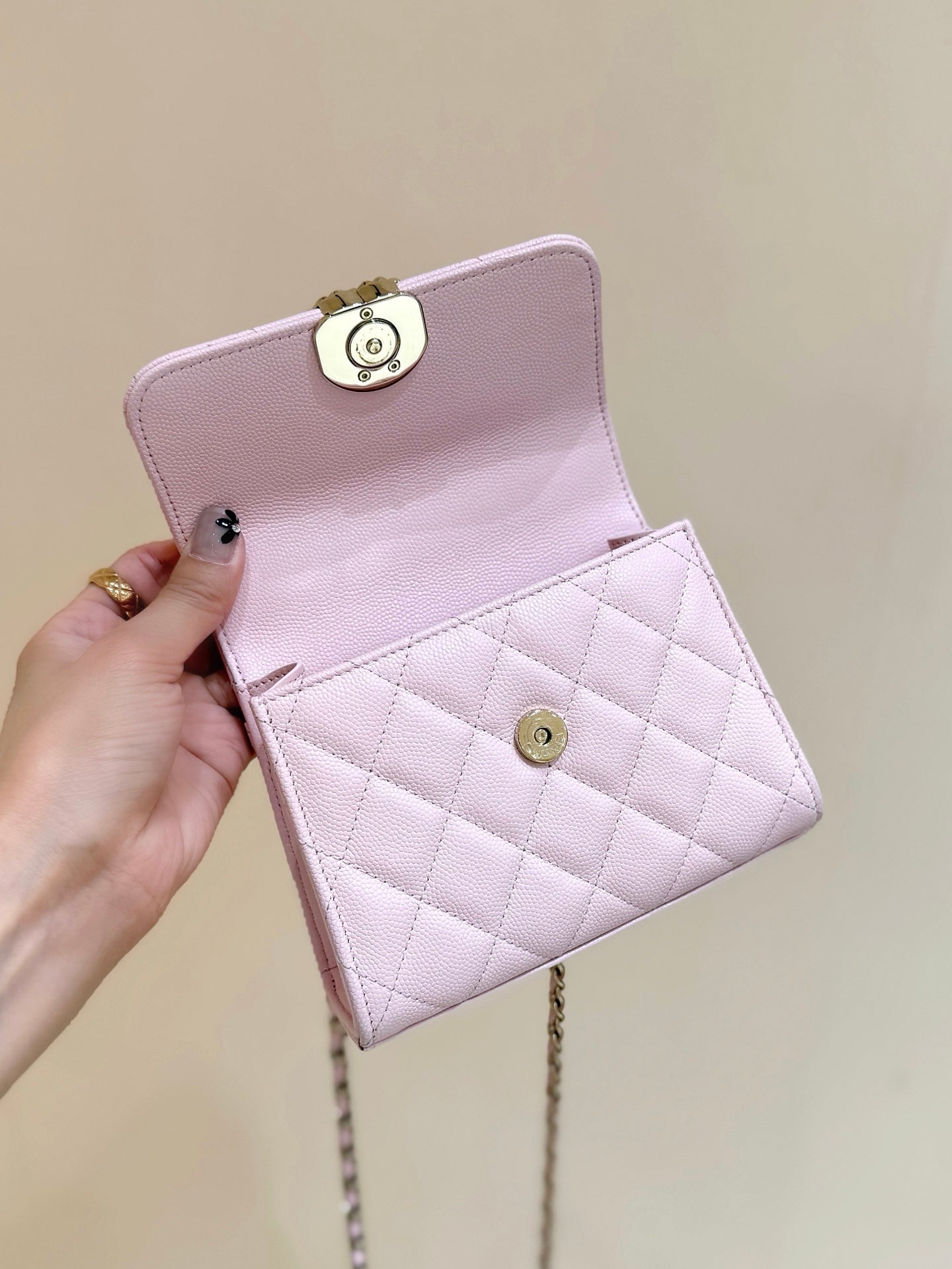 CHANEL QUILTED FLAP BAG WITH HANDLE 18 IN BABY PINK LAMBSKIN GOLD HARDWARE