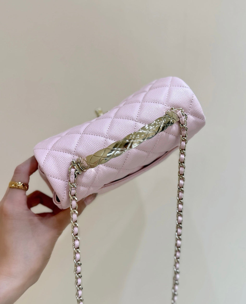 CHANEL 25S COCO CRUSH HANDLE 18 IN PINK CALFSKIN GOLD HARDWARE