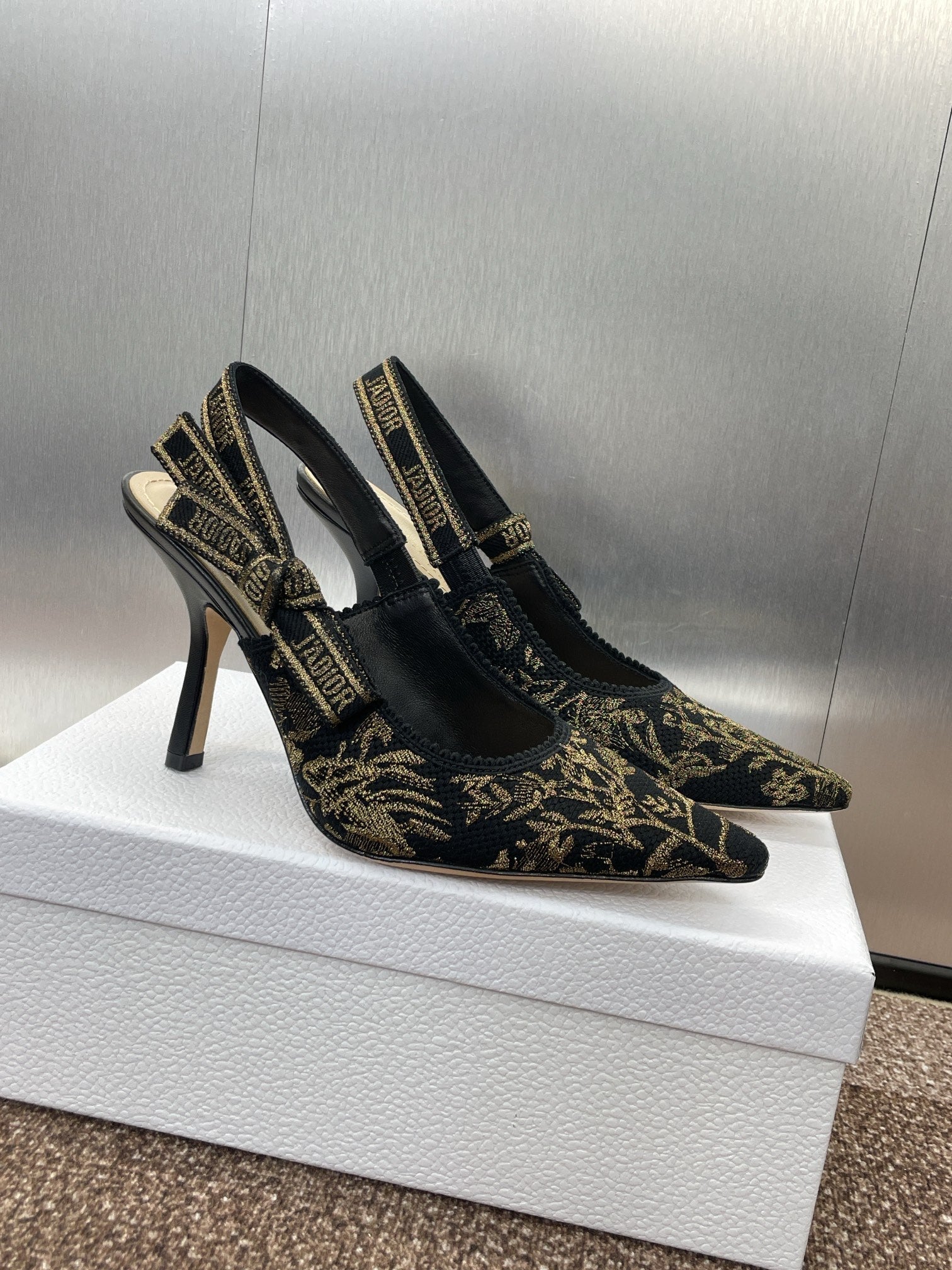 DIOR J'A HIGH SLINGBACK PUMP BLACK AND GOLD-TONE MILLEFIORI JACQUARD 95 MM